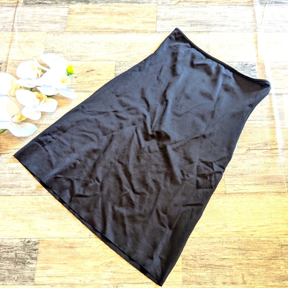 Spanx slimplicity black shaping slip size M EUC